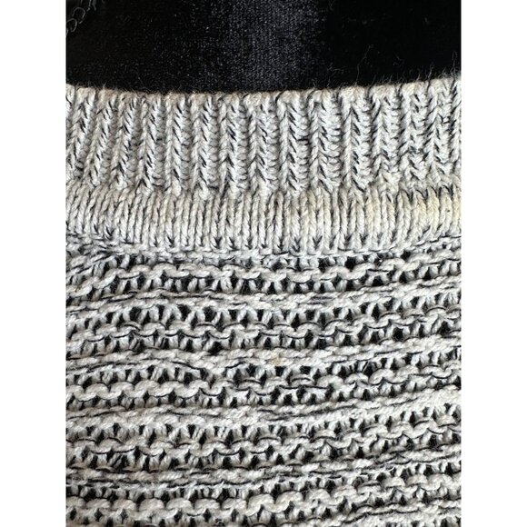 Express Open Shoulder Knit Sweater Womens Size Small Crew Neck Grey Black - Picture 9 of 16